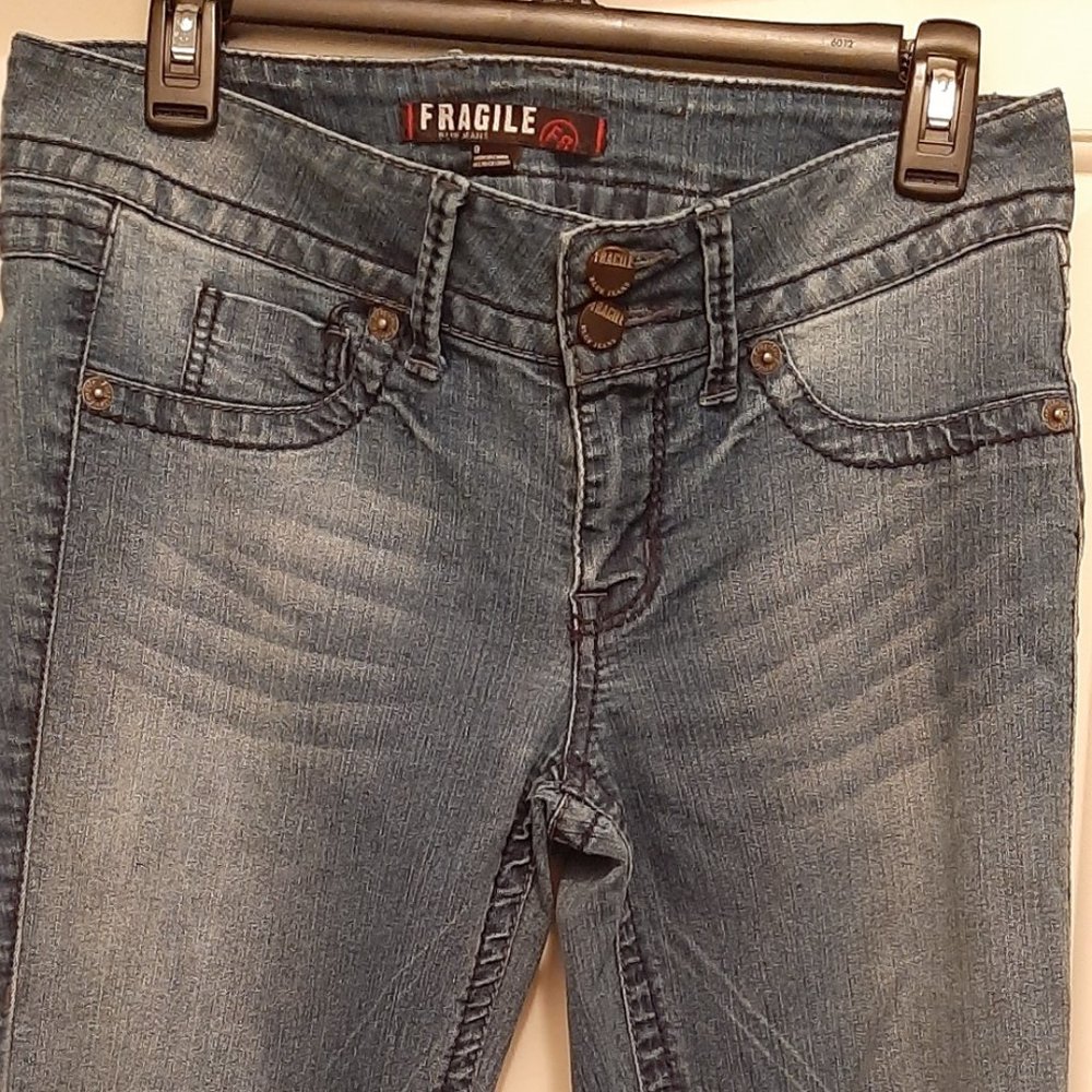 Jeans-FRAGILE, Junior Sz9 Stretch Straight Leg Jean, Soft, comfortable Jean, EUC
